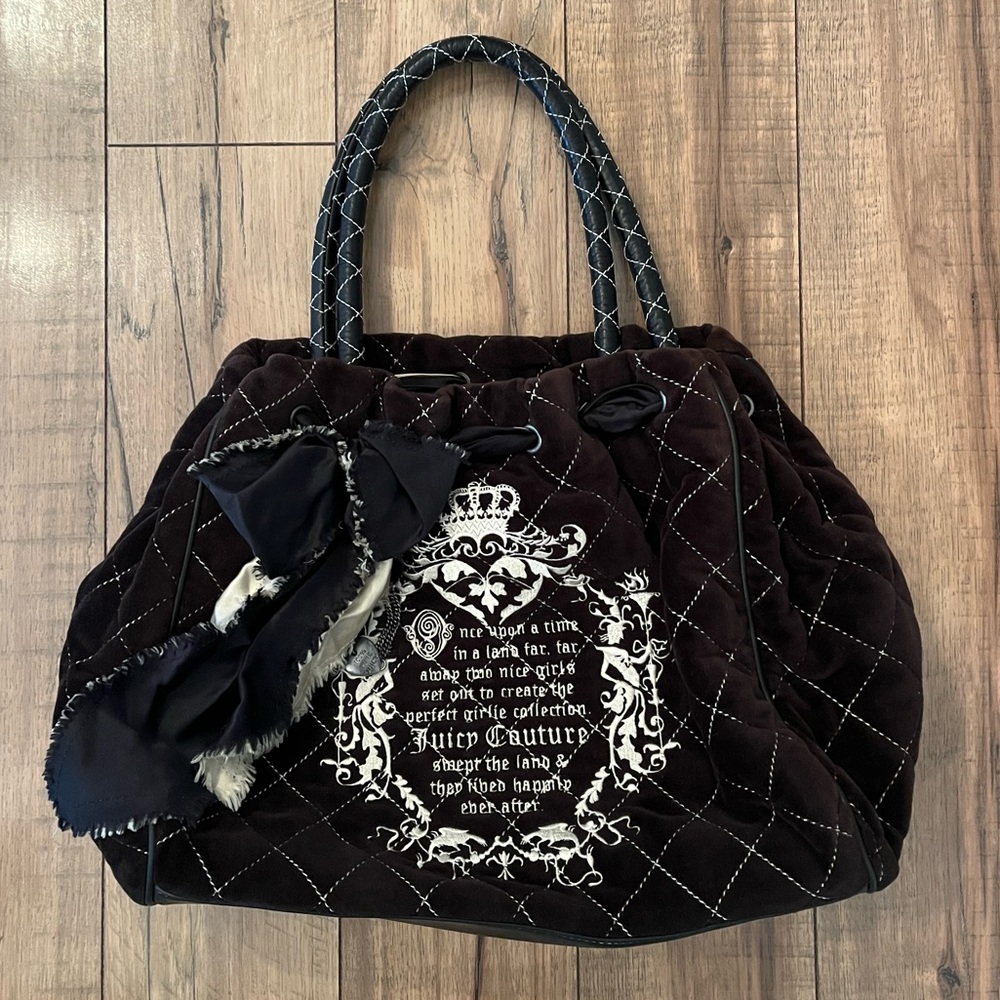 Juicy Couture Purse. Excellent used condition.